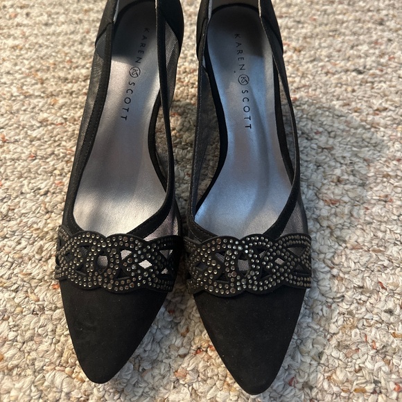 Karen Scott Black Mesh Pointed-Toe Heels with Studded Accent - Picture 1 of 4